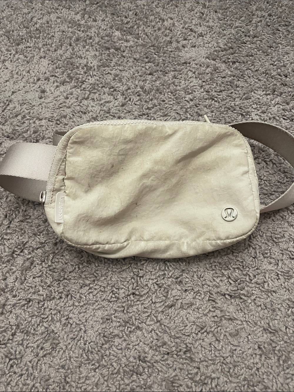 lululemon athletica white belt bag